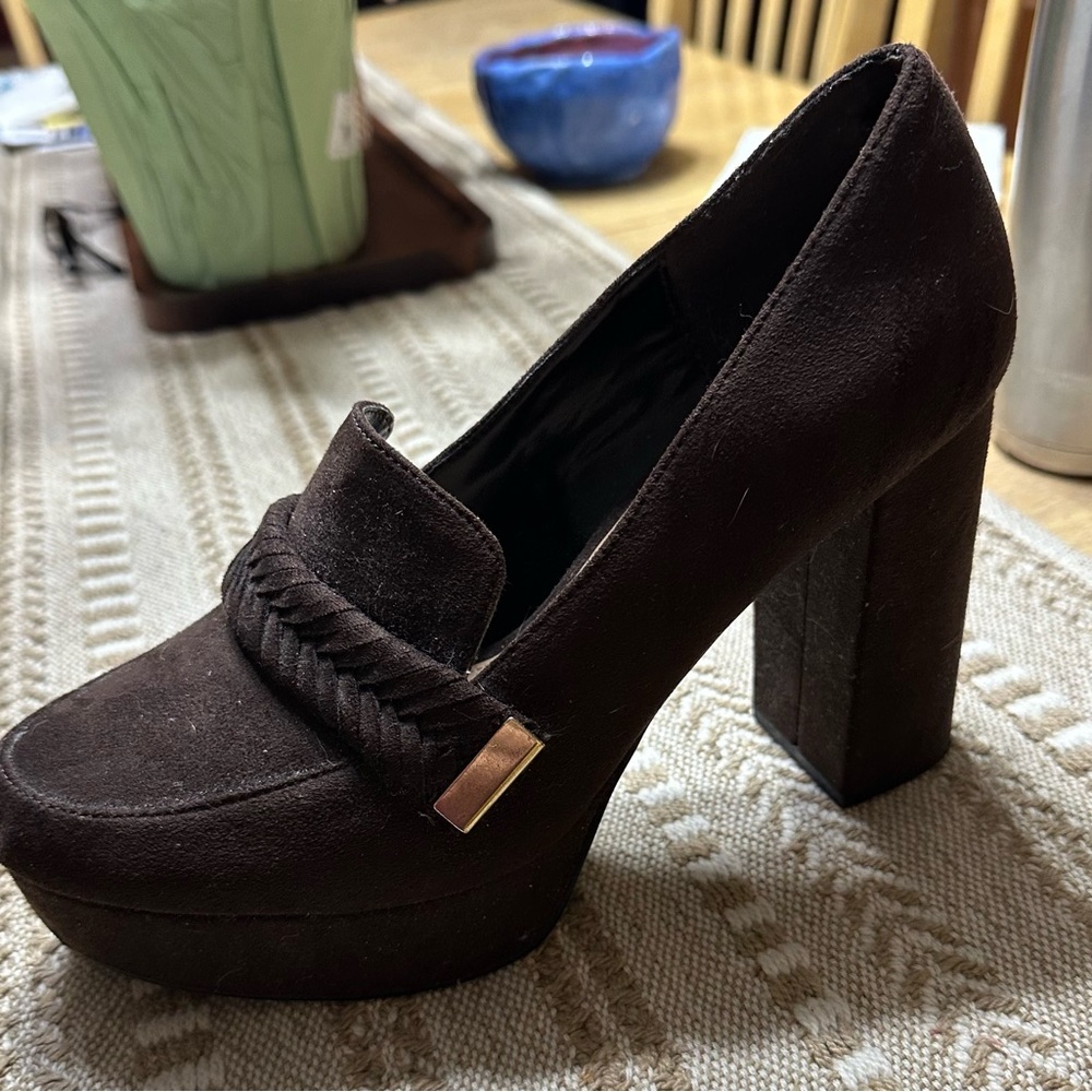 Elegant Brown Platform Loafers